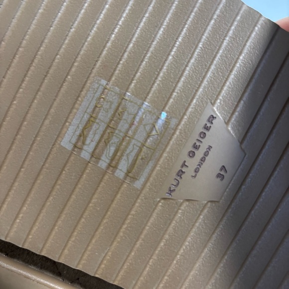 Kurt Geiger London Orson Tan Suede Quilted Shearling Dad Slingback Sandal NWT - Picture 14 of 15